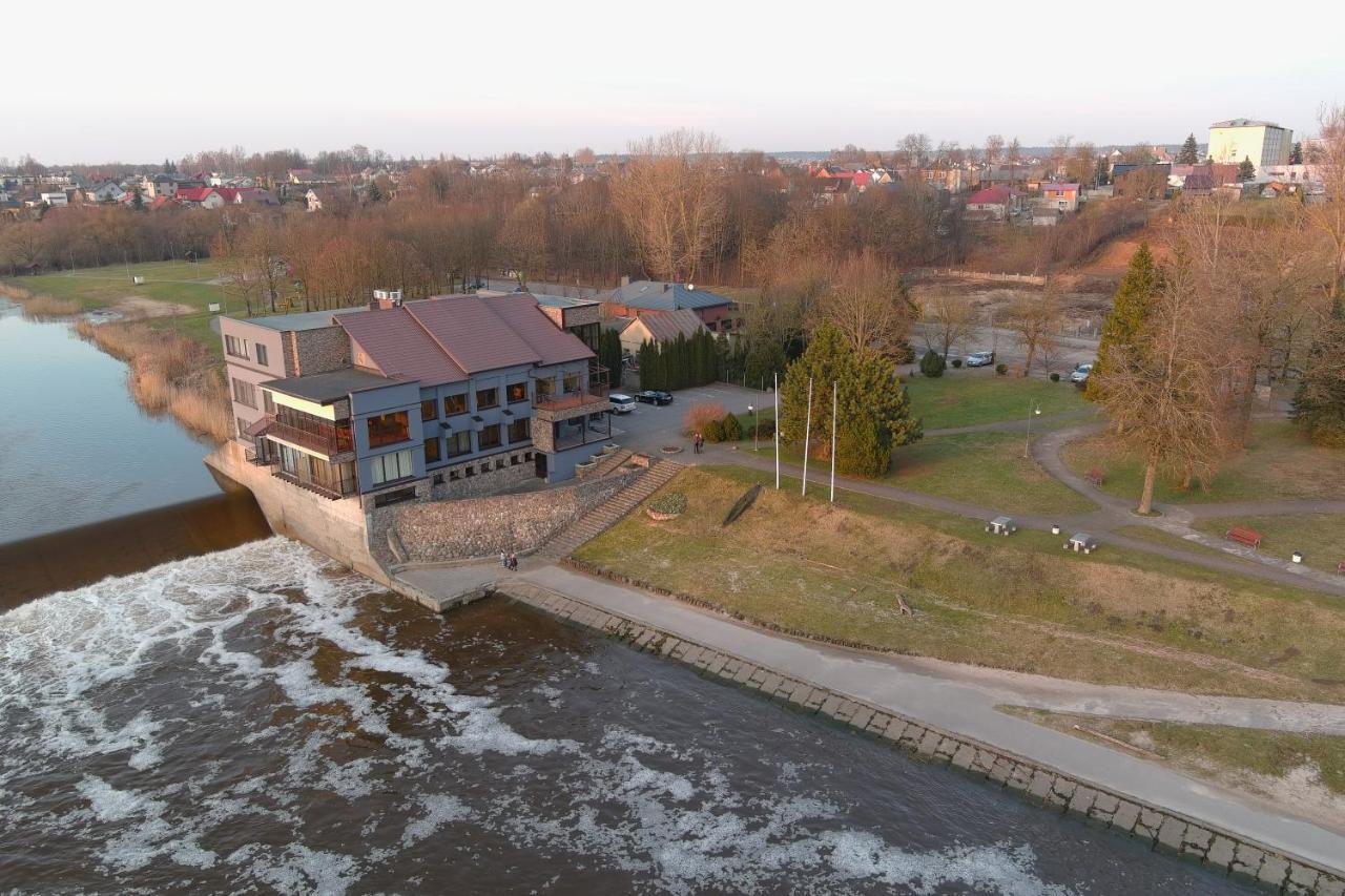 Viesbutis Banga Tauragė Exterior foto